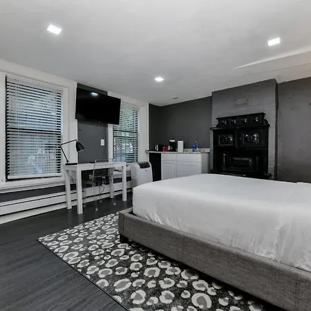 Centrally Located Stay In Boston'S Bay Exterior photo