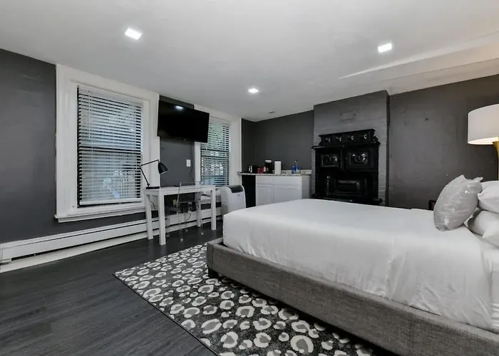 Centrally Located Stay In Boston\'S Bay
